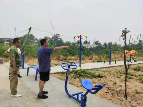 郑州市市场监管局联合爱心企业爱心人士捐建休闲健身广场