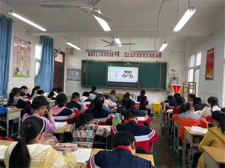 广西各级各类学校推进铸牢中华民族共同体意识教育