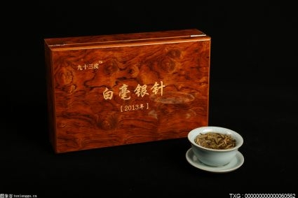 杭州举办龙井群体种精品茶样展示活动
