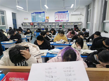 讲、送、用“三字法”让依法带娃理念入耳入脑