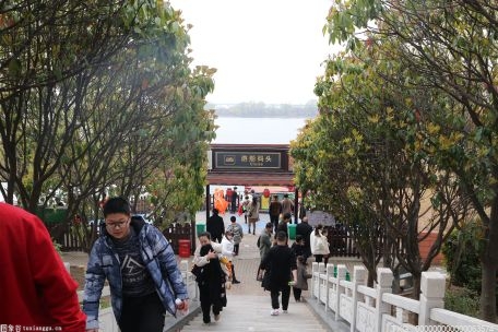 2021年湖南省常住人口6622万人 同比下降0.35%