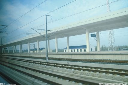 今年“五一”假期 深圳铁路发送旅客125.81万人次